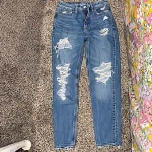 Comfort Stretch Waistband Mom Jeans Short